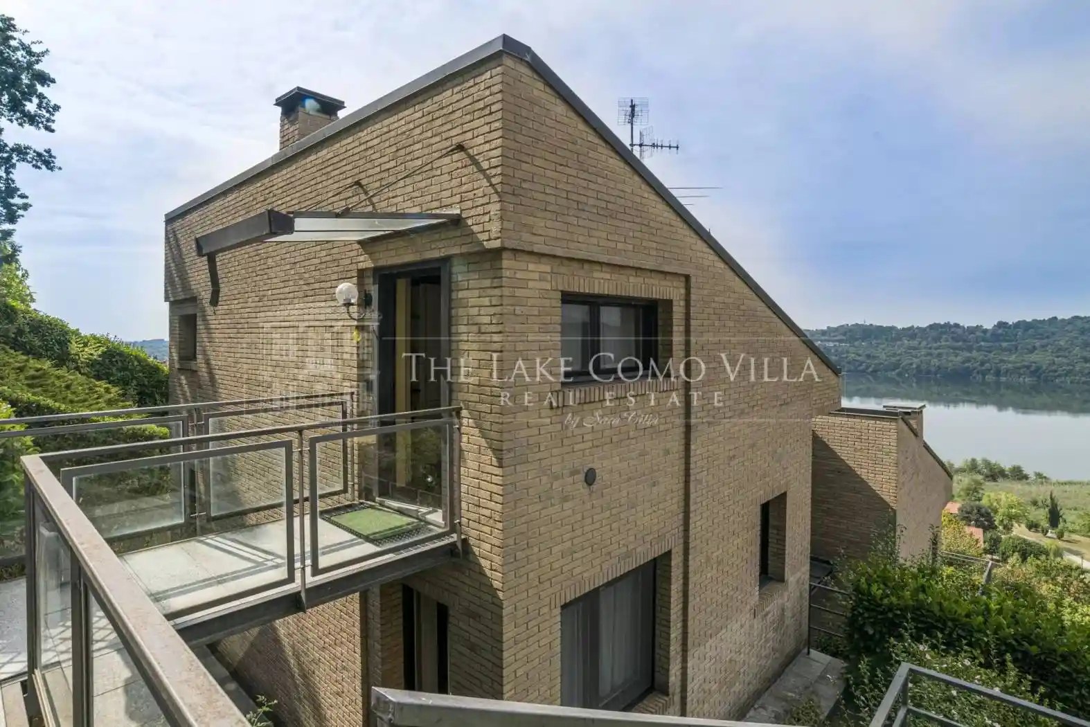 Villa in vendita a Montorfano