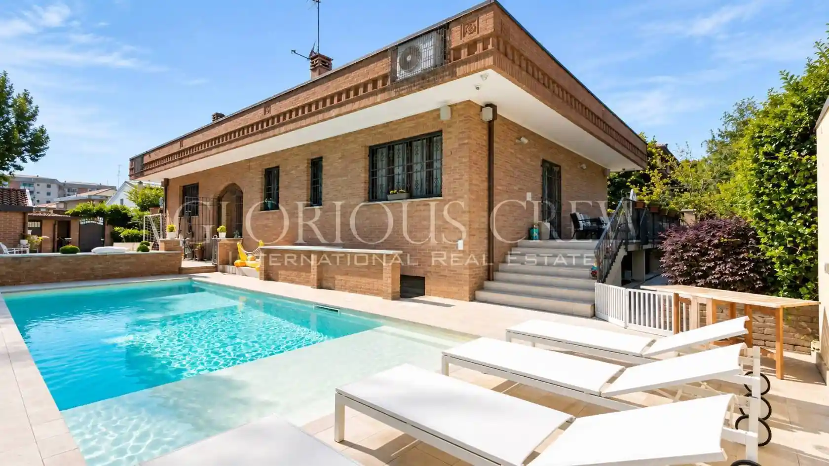 Villa in vendita a Trezzano sul Naviglio