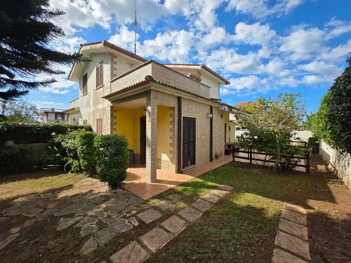 Villa in vendita a Ardea