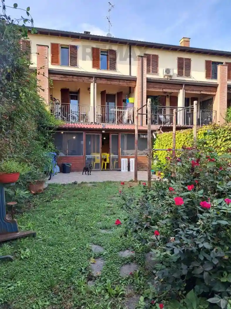 Villetta a schiera - foto 2