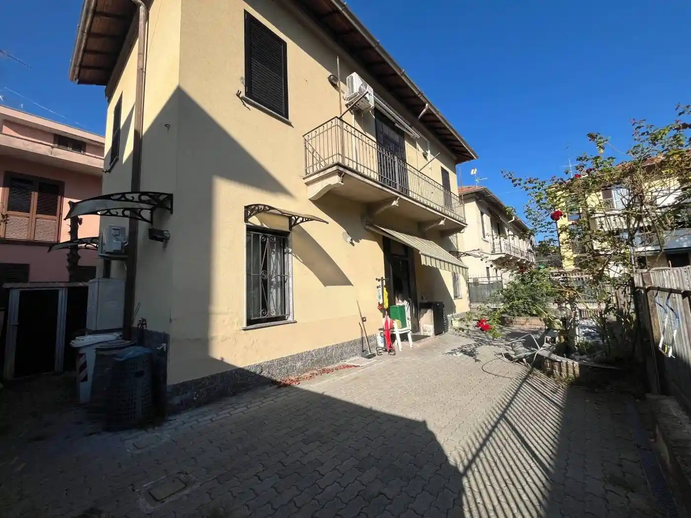 Villa in vendita a Busto Arsizio