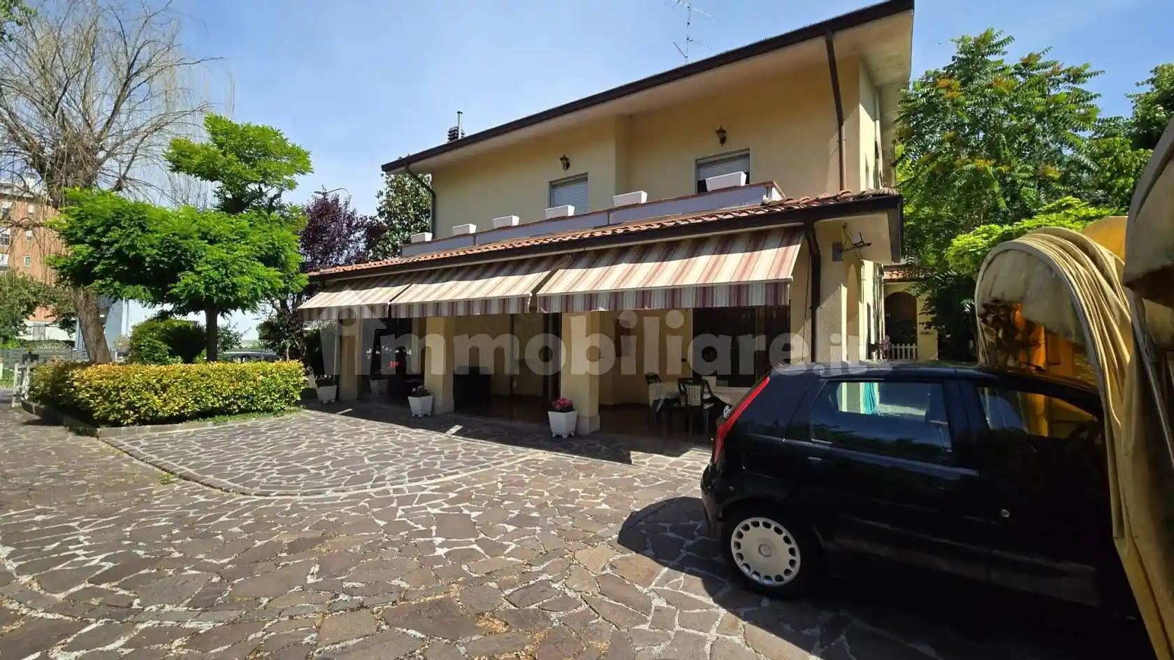 Villa in vendita a Correggio