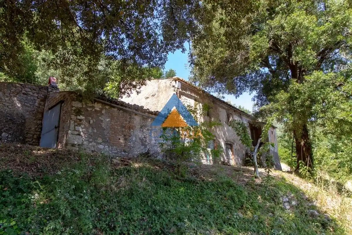 Rustico - Casale in vendita a Amelia