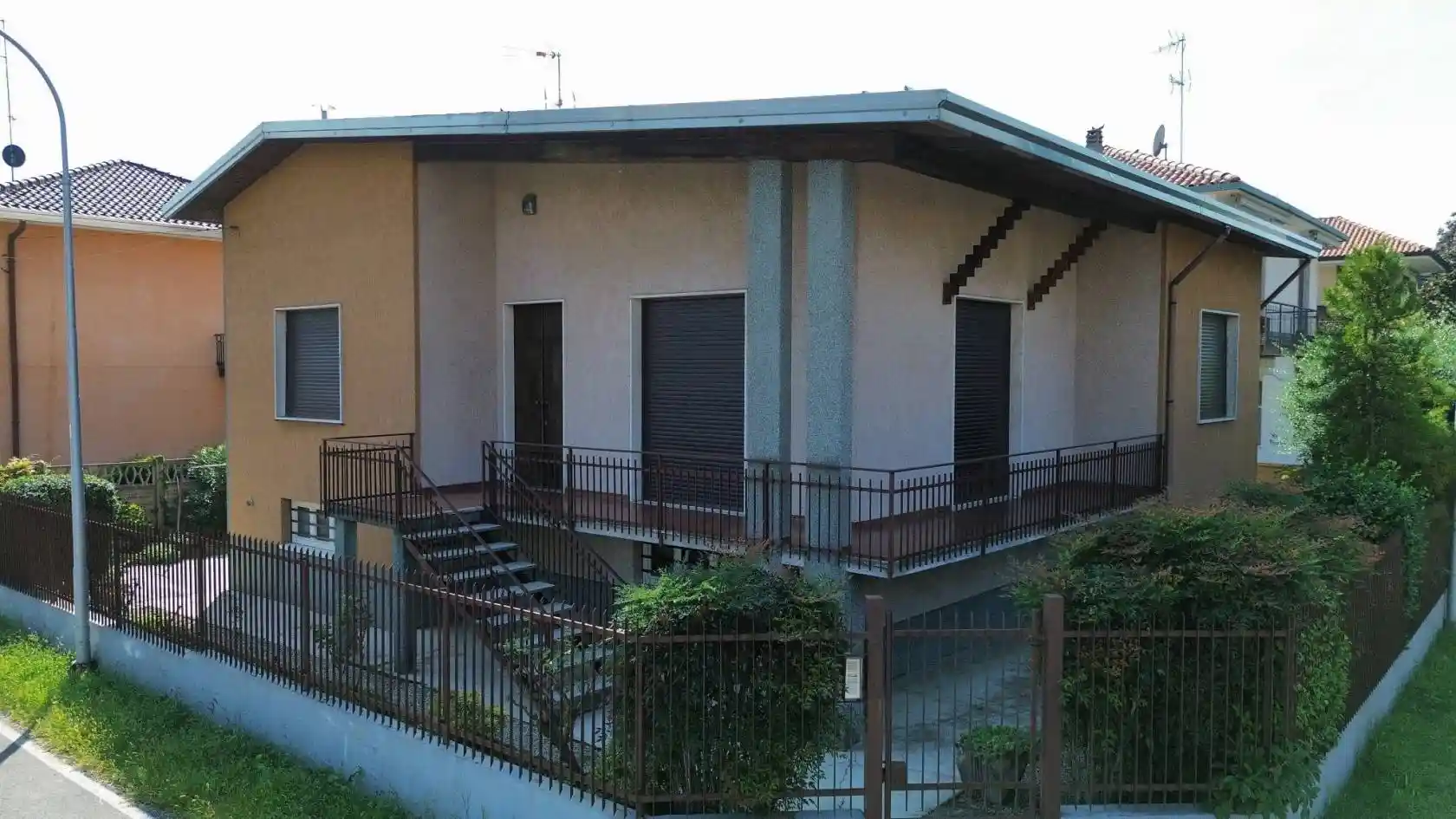 Villa in vendita a Canegrate