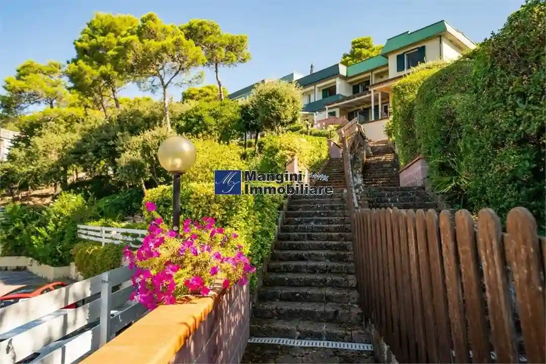 Villetta a schiera - foto 2