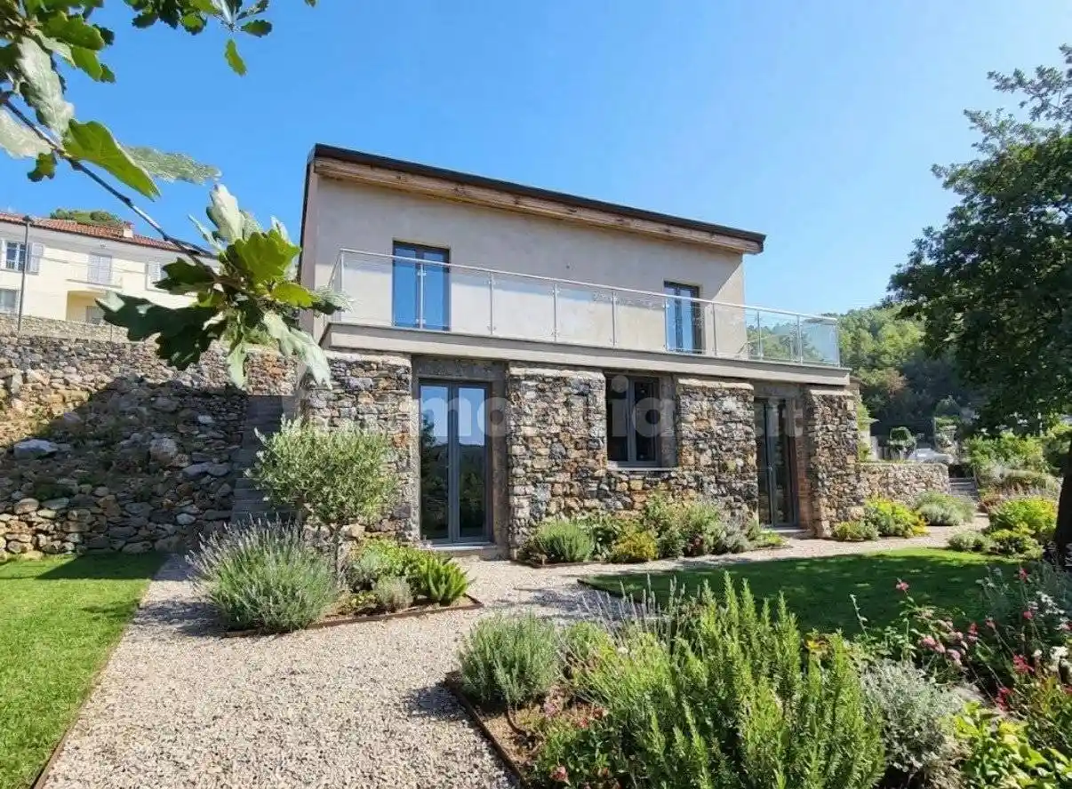 Villa in vendita a Andora