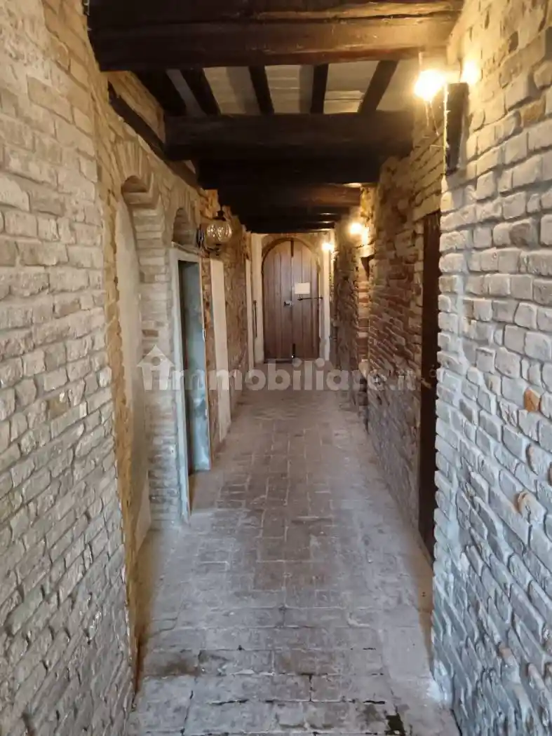 Appartamento in vendita a San Costanzo