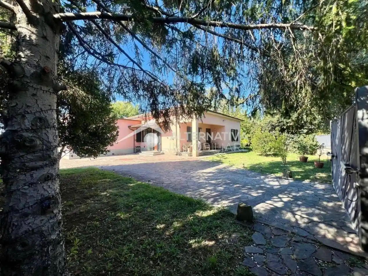 Villa in vendita a San Giuliano Terme