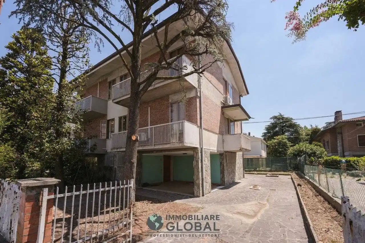 Villa in vendita a Modena
