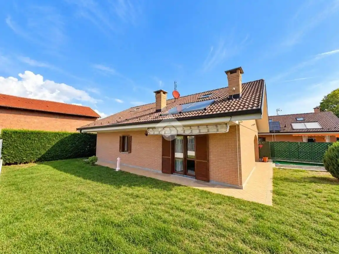 Villa in vendita a Val della Torre