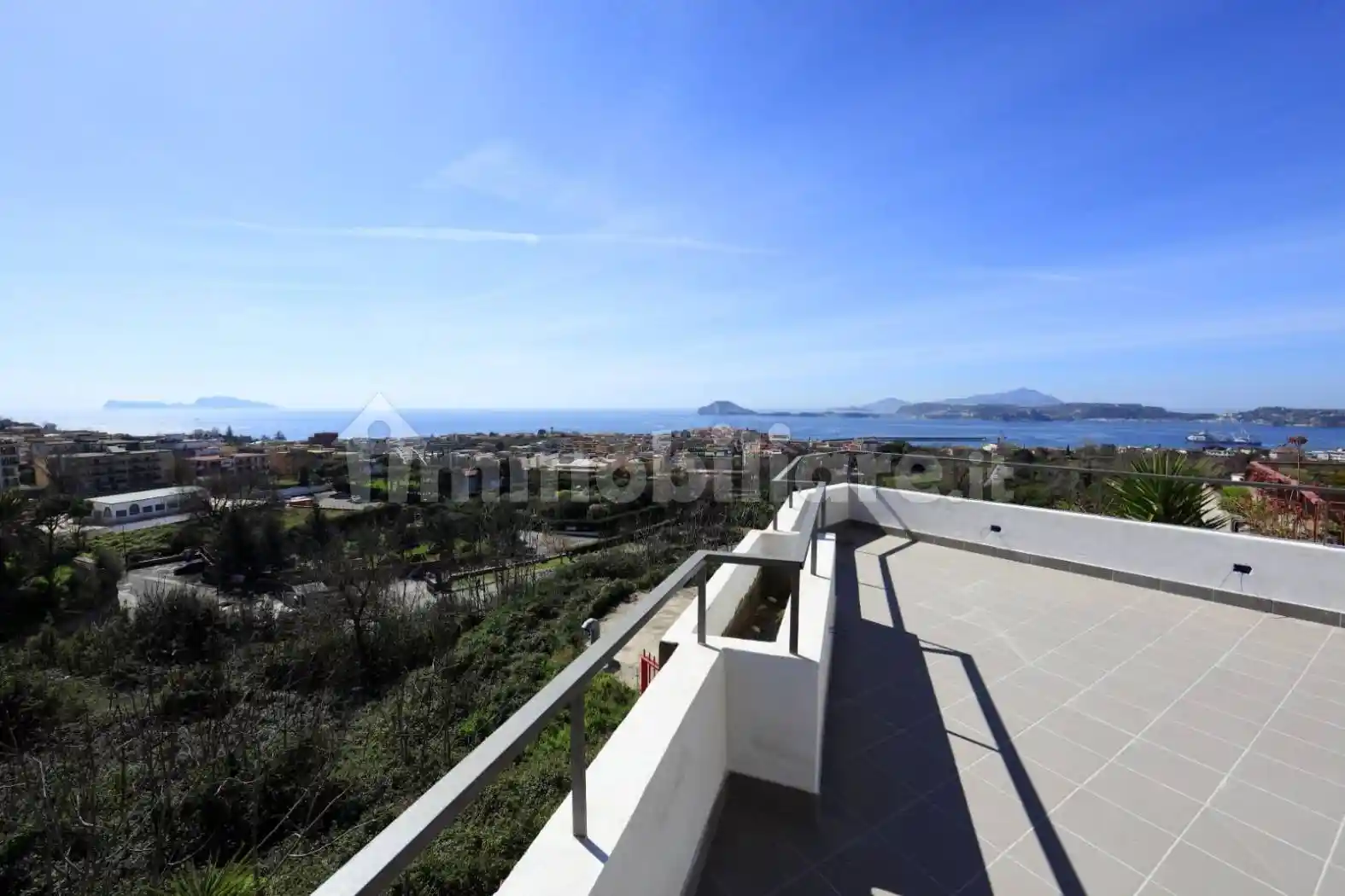 Appartamento in affitto a Pozzuoli