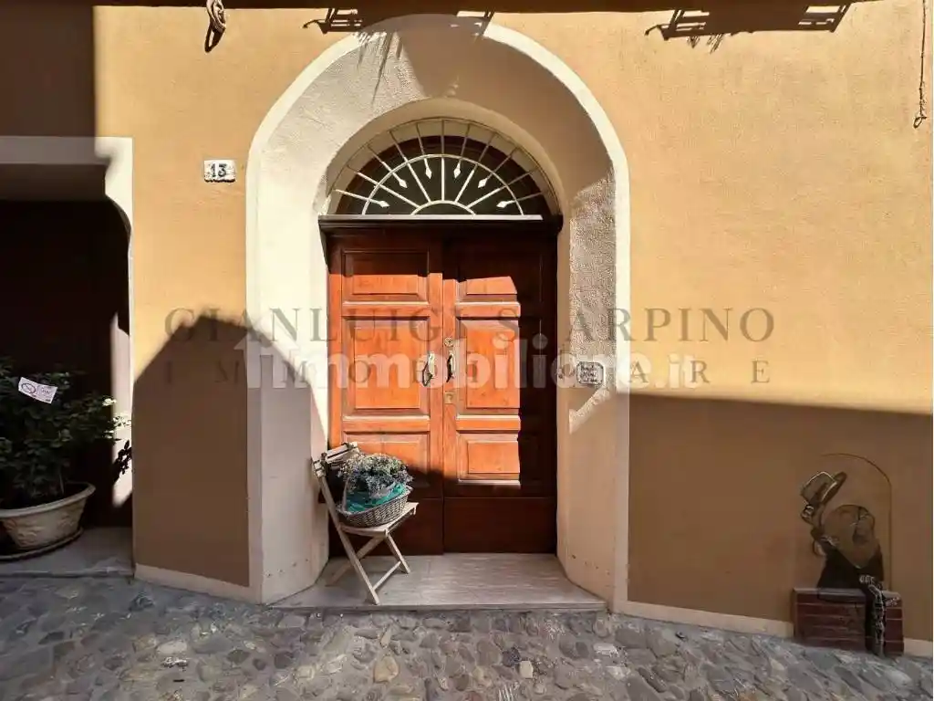 Casa indipendente in vendita a Dozza