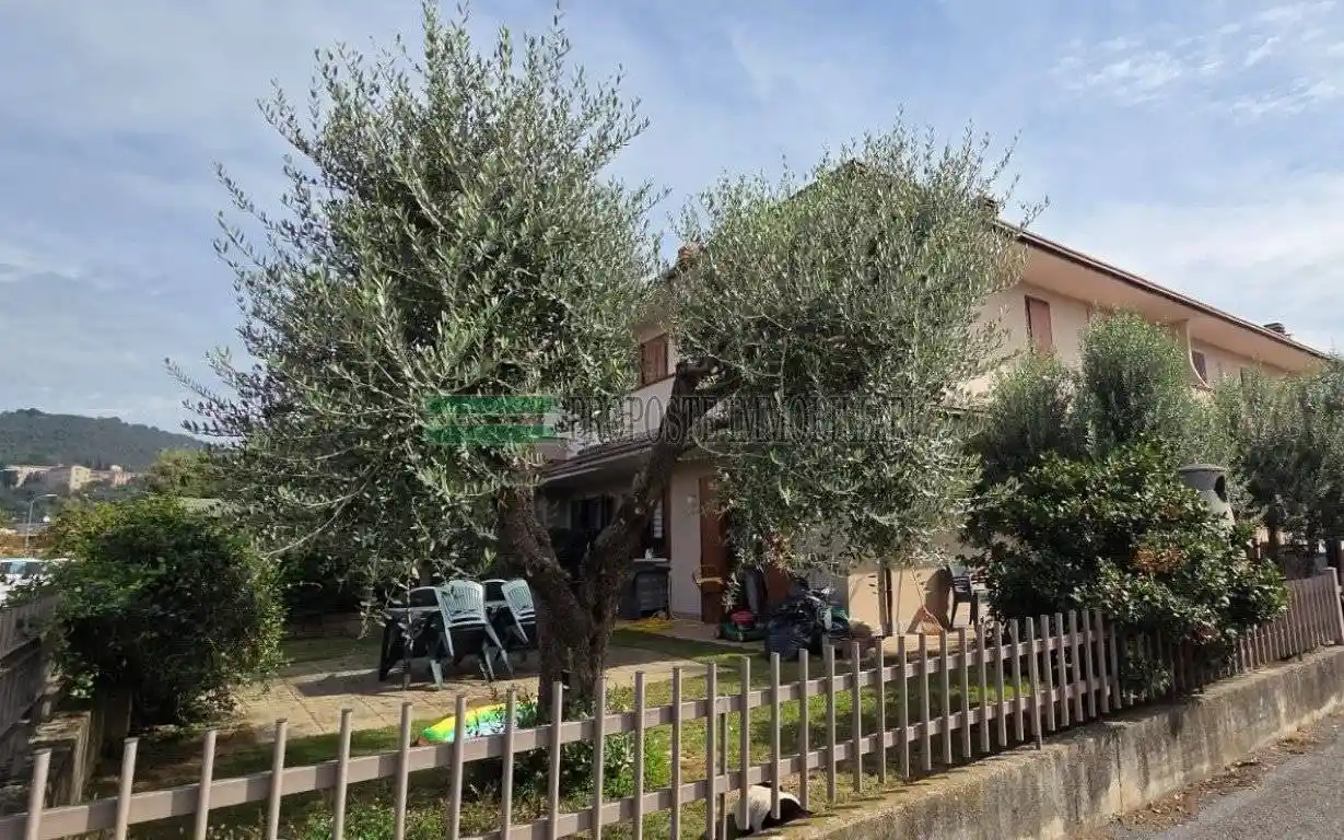 Villa in vendita a Rodengo Saiano