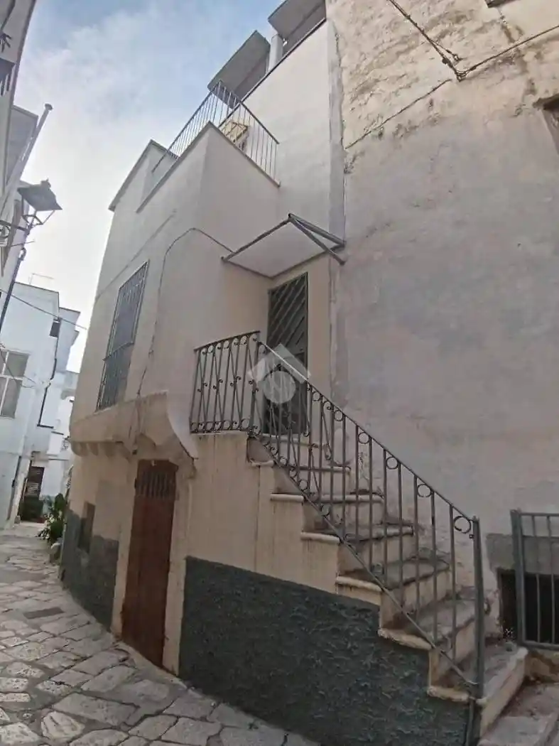 Casa indipendente in vendita a Cassano delle Murge