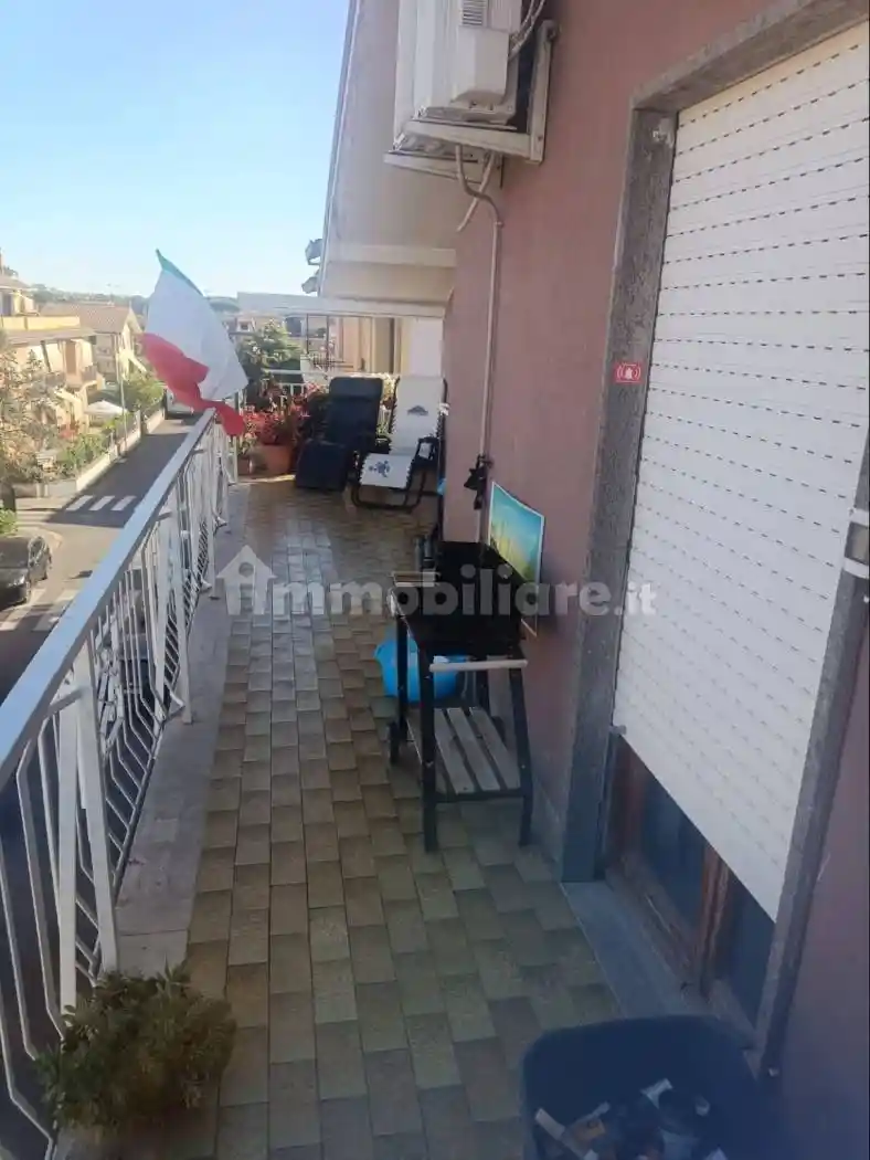 Palazzo - Edificio in vendita a Roma