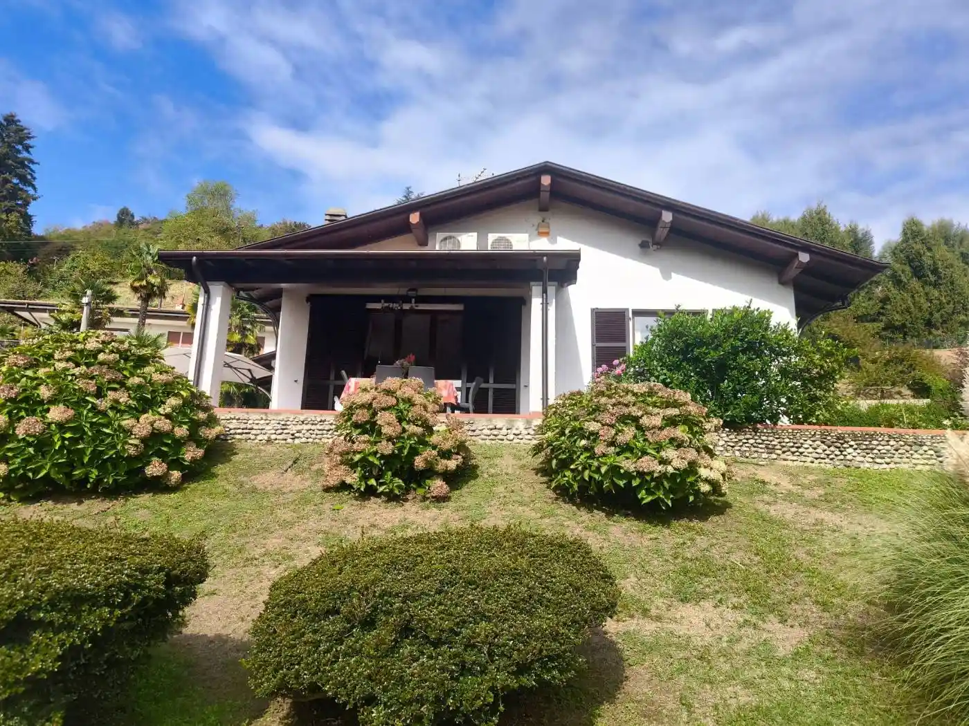 Villa in vendita a Arona