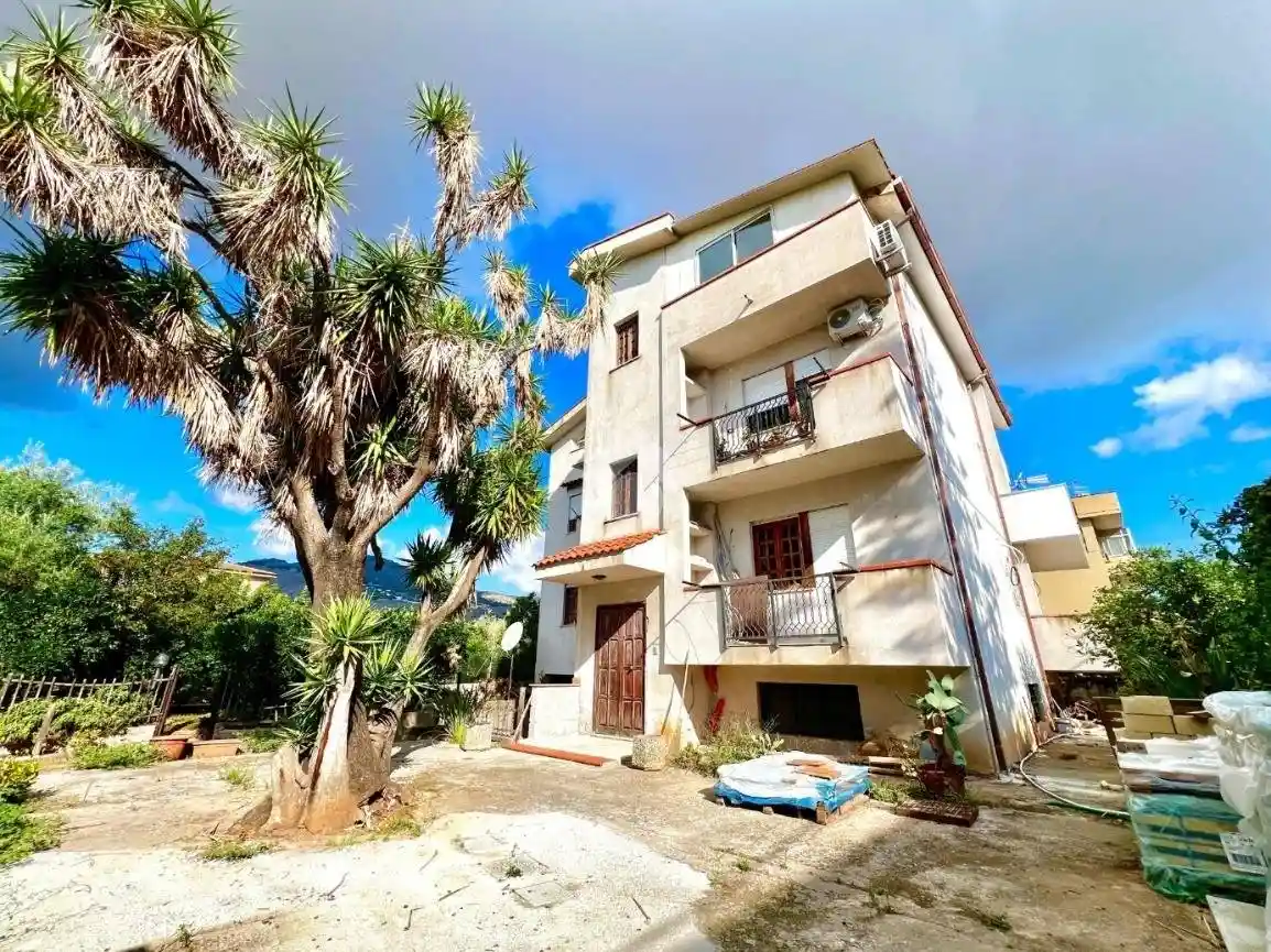Appartamento in vendita a Palermo