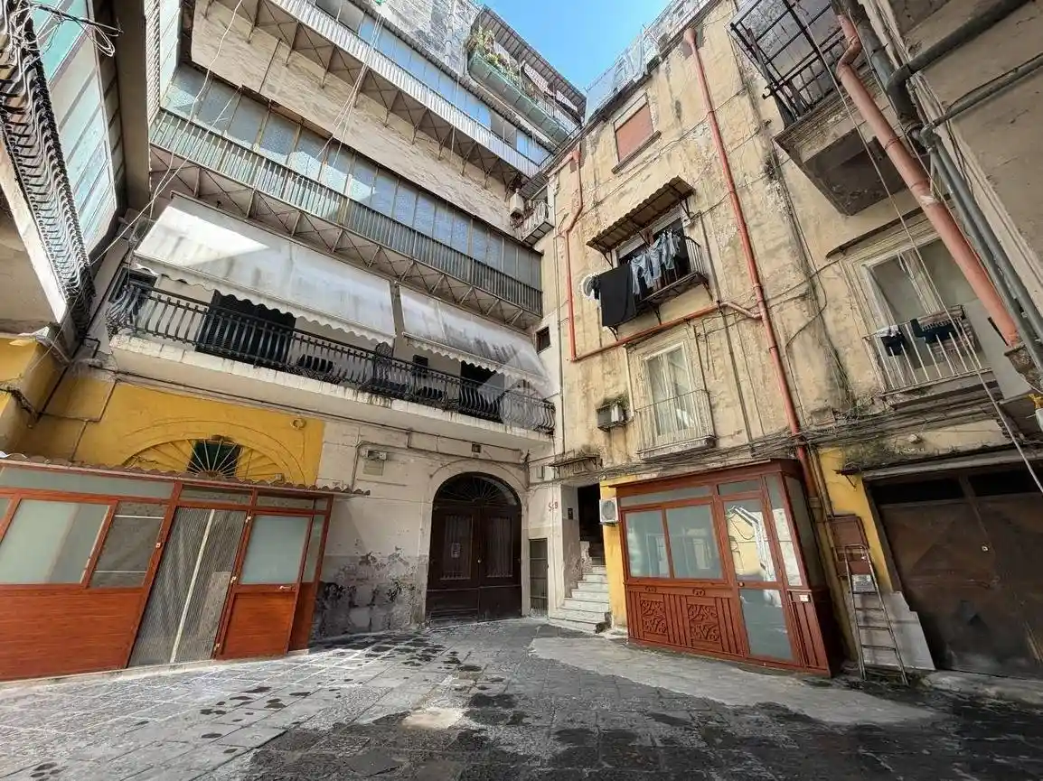 Appartamento in affitto a Napoli