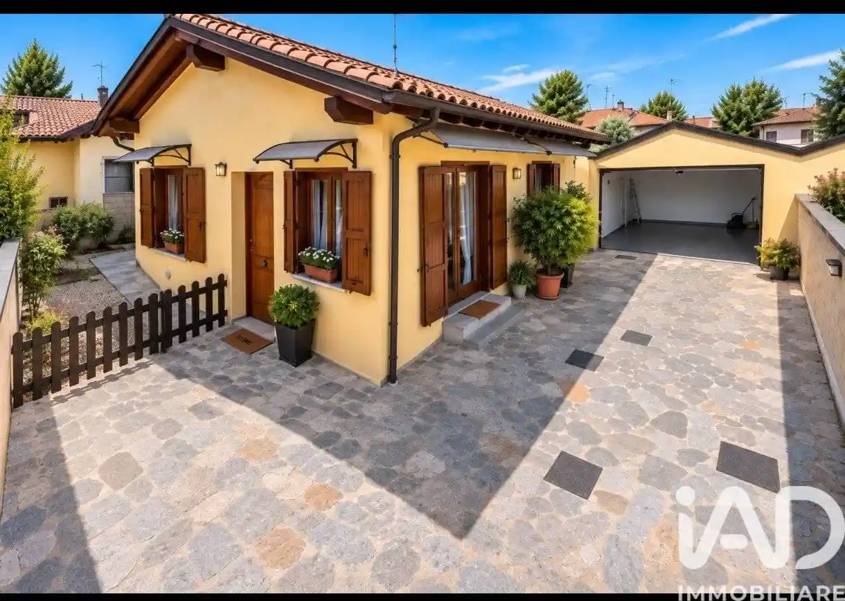 Villa in vendita a Gravellona Lomellina