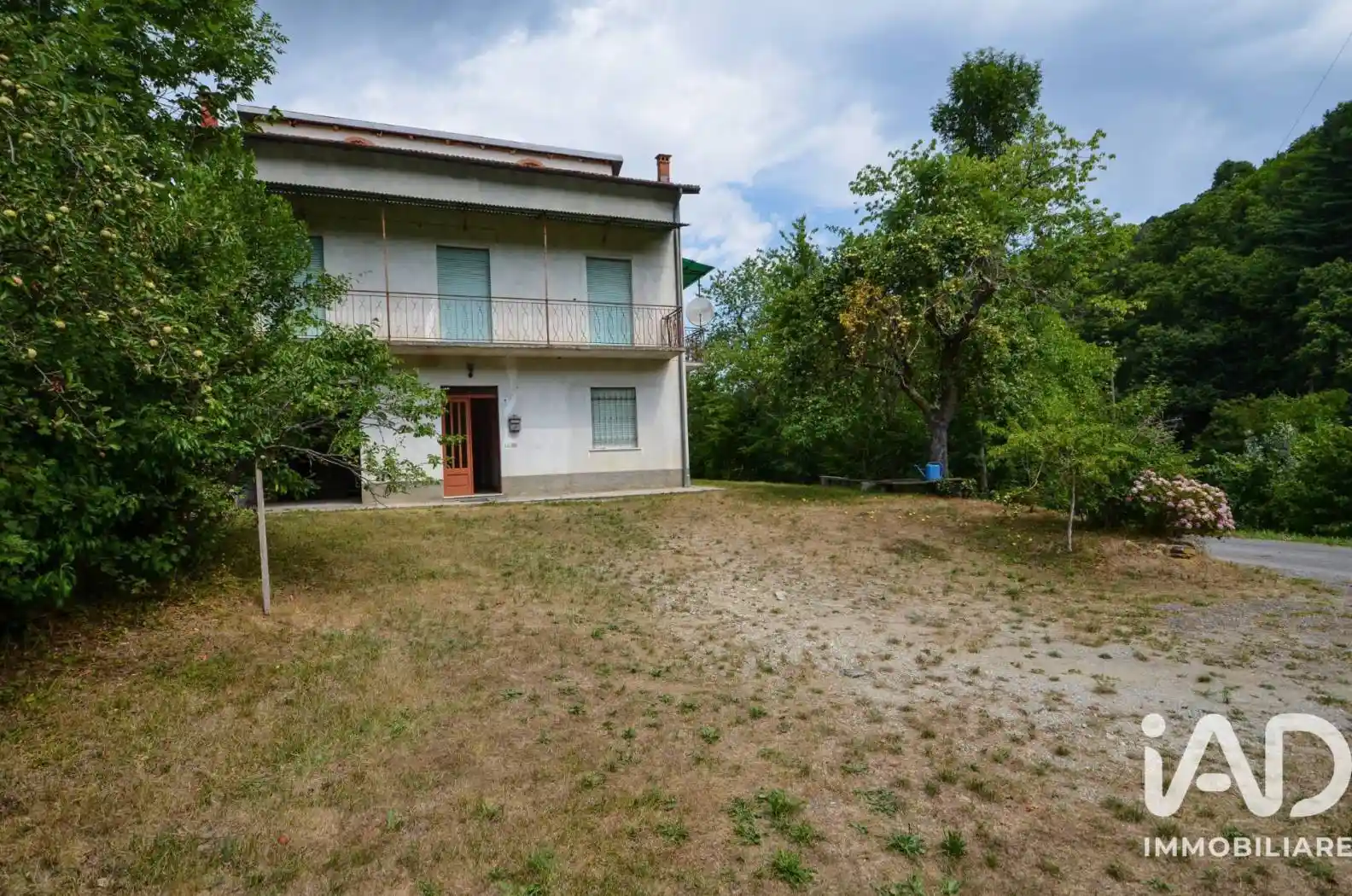 Casa indipendente in vendita a Viola