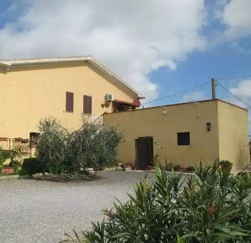 Rustico - Casale in vendita a Orbetello
