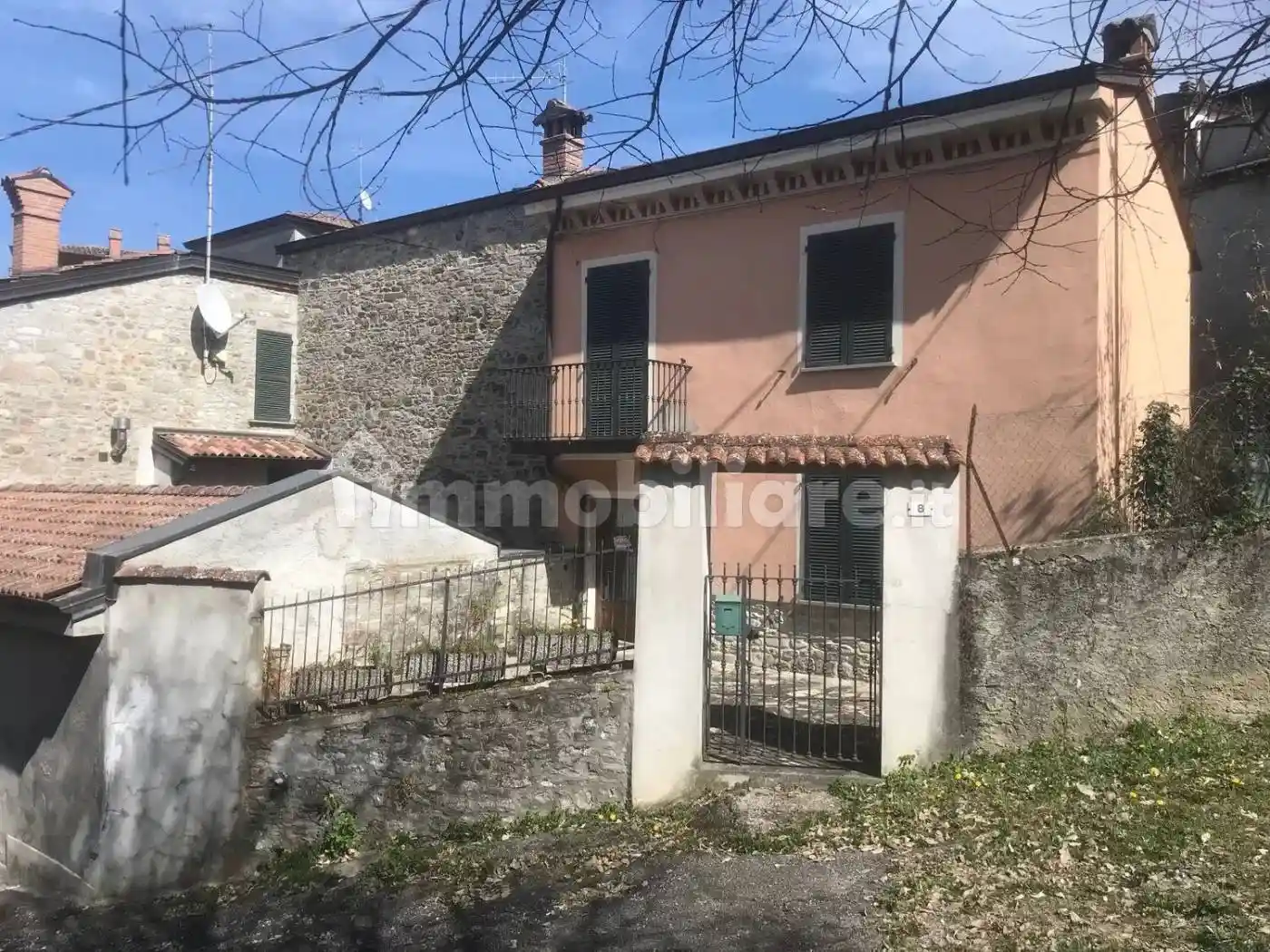Rustico - Casale in vendita a Bettola