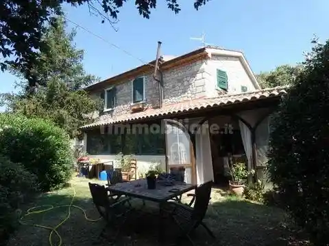 Rustico - Casale in vendita a Magliano in Toscana