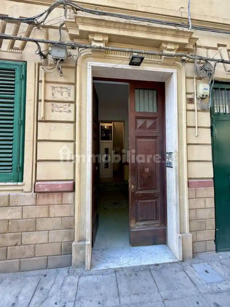 Appartamento in vendita a Palermo