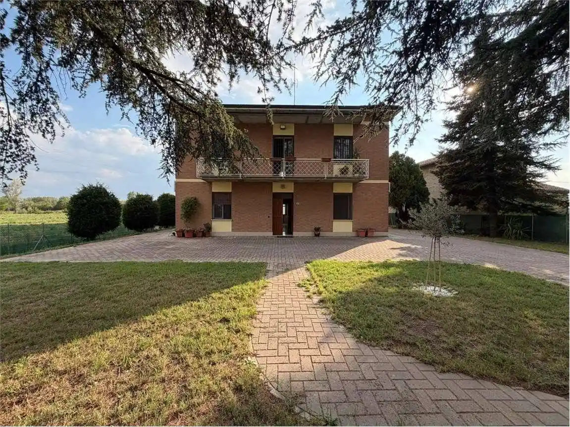 Villa in vendita a Campogalliano