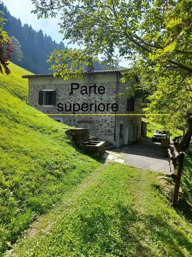 Rustico - Casale in vendita a Zone