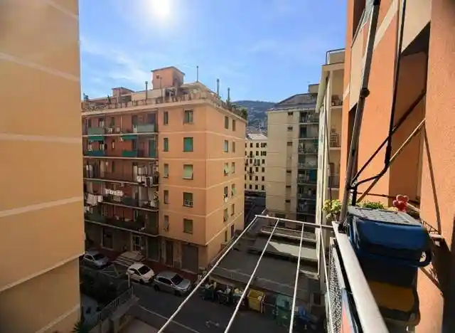 Appartamento in vendita a Genova