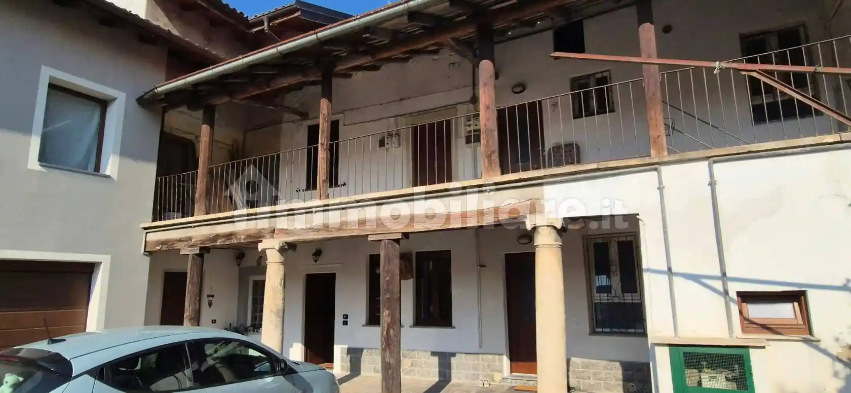 Casa indipendente in vendita a Viggiù