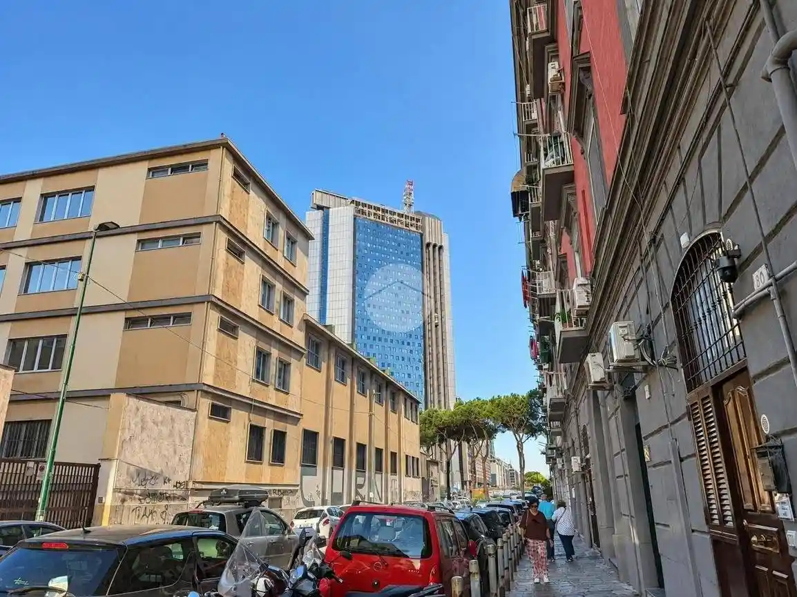 Appartamento in vendita a Napoli