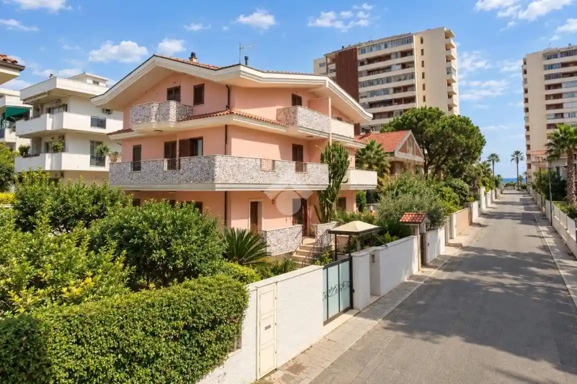 Villa in vendita a Montesilvano
