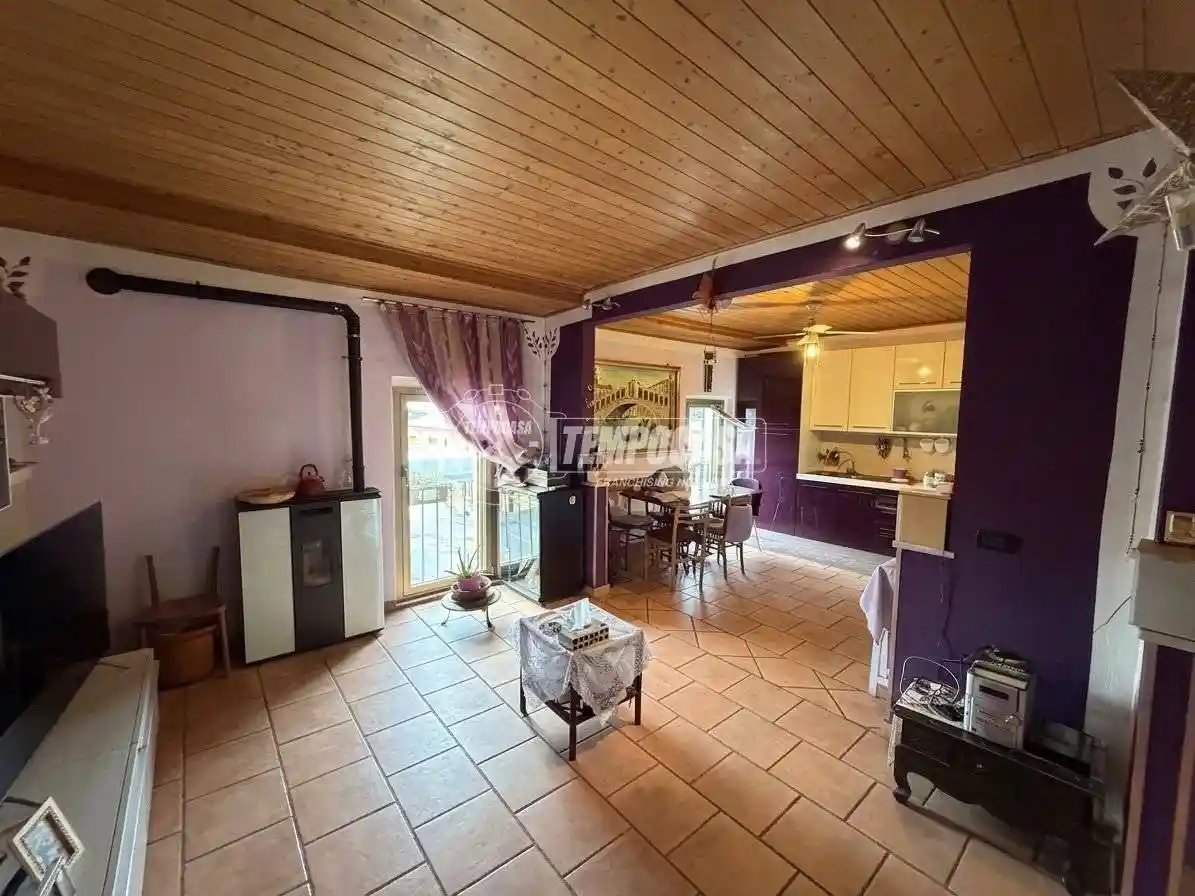 Casa indipendente in vendita a Broni