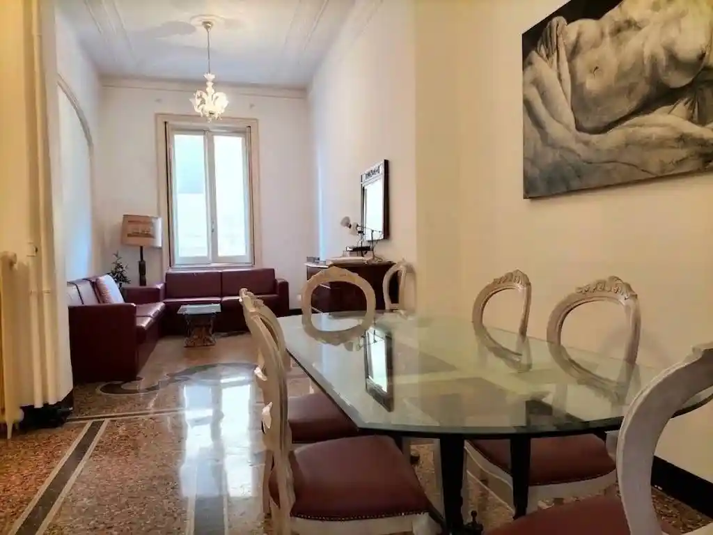 Appartamento in vendita a Genova