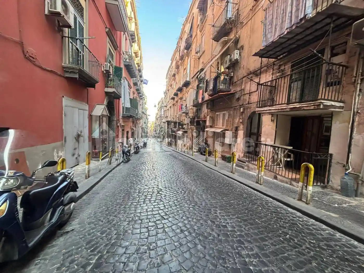 Appartamento in vendita a Napoli