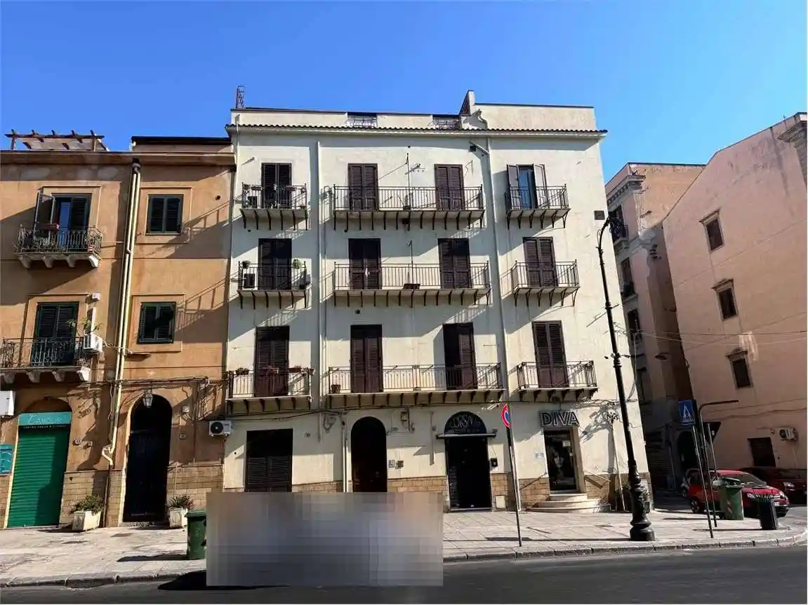Appartamento in vendita a Palermo
