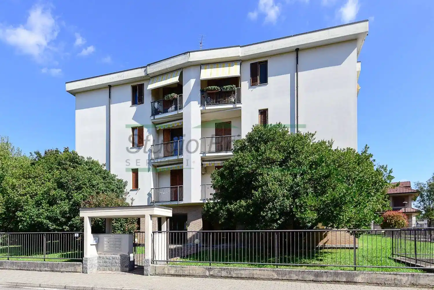 Appartamento in vendita a Albiate