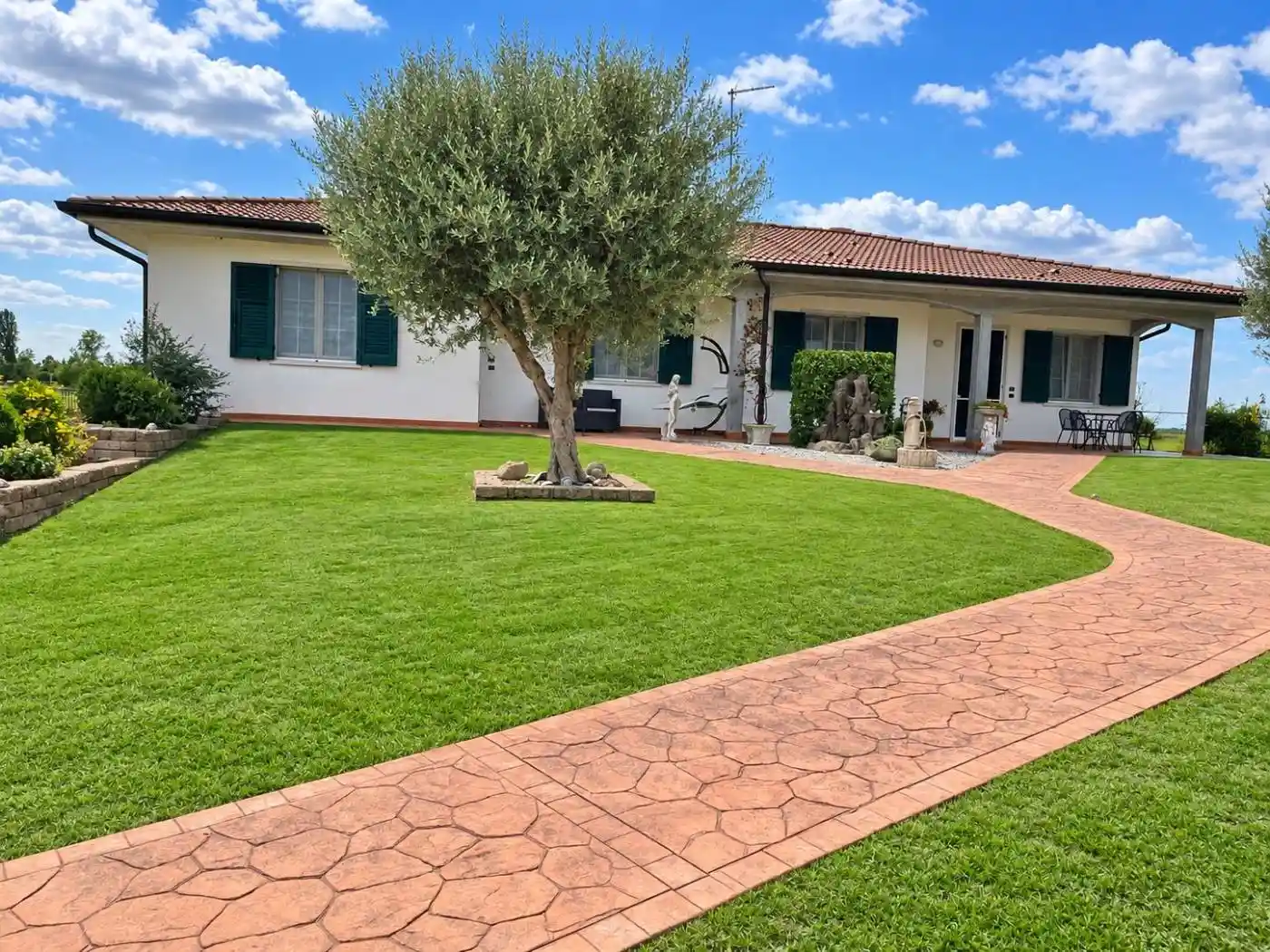 Villa in vendita a Concamarise