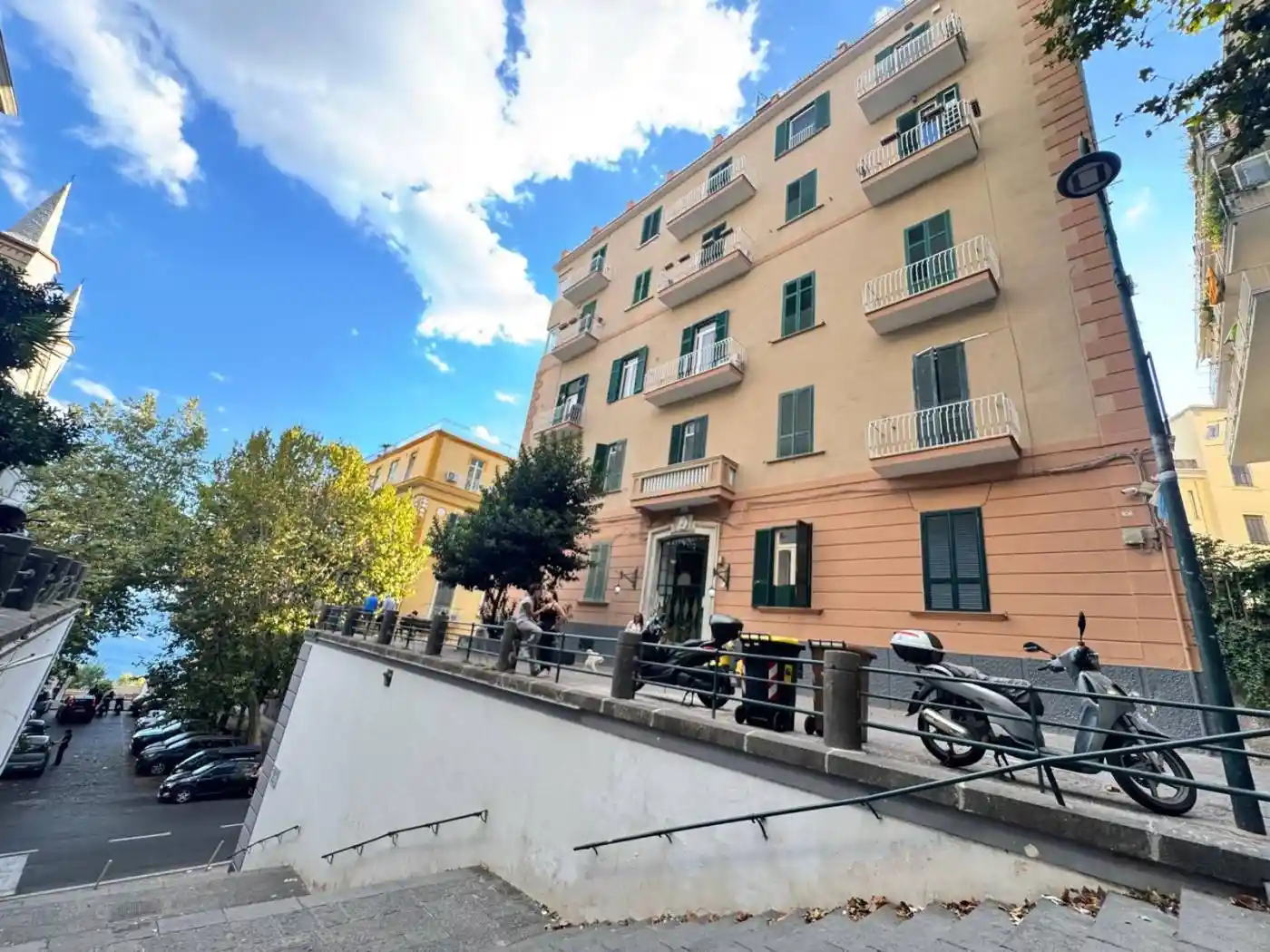 Appartamento in vendita a Napoli