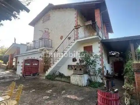 Villa in vendita a Zagarolo