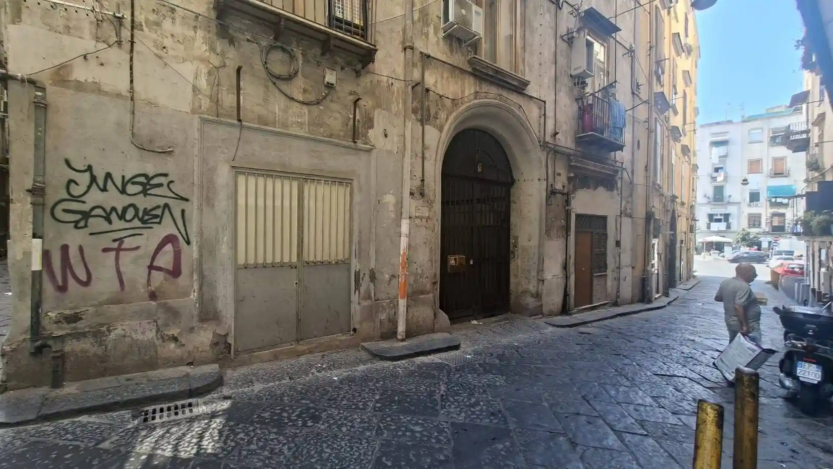 Appartamento in vendita a Napoli
