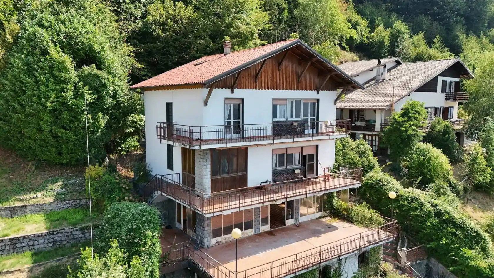 Villa in vendita a Centro Valle Intelvi