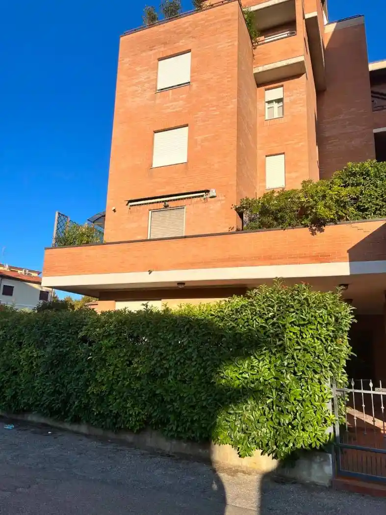 Palazzo - Edificio in vendita a Sassuolo