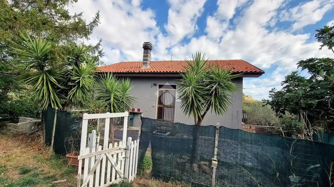 Casa indipendente in vendita a Acquaviva Picena