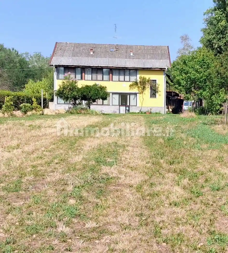 Rustico - Casale in vendita a Romagnano Sesia