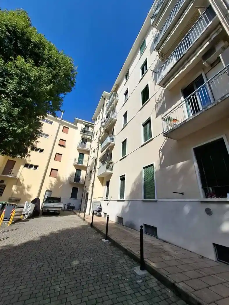 Appartamento in vendita a Monza