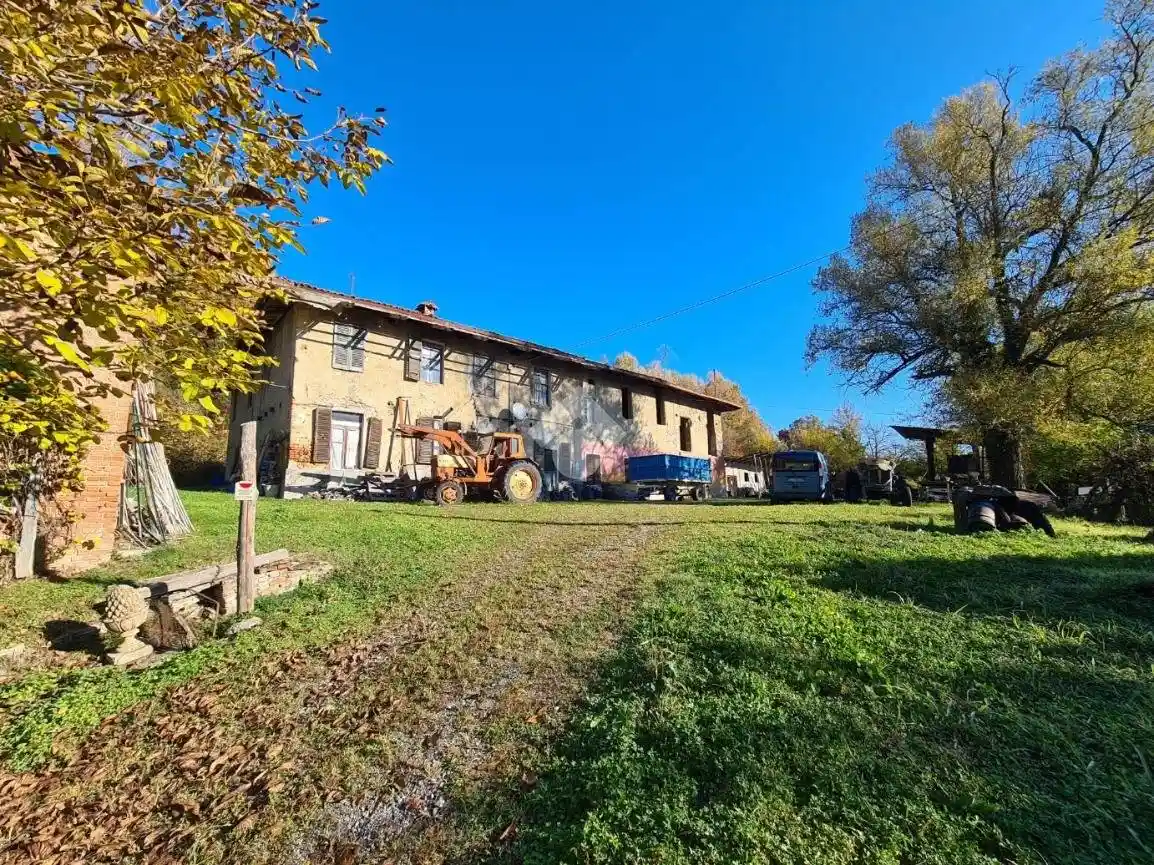 Casa indipendente in vendita a Castiglione Torinese