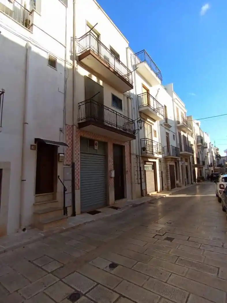 Casa indipendente in vendita a Turi